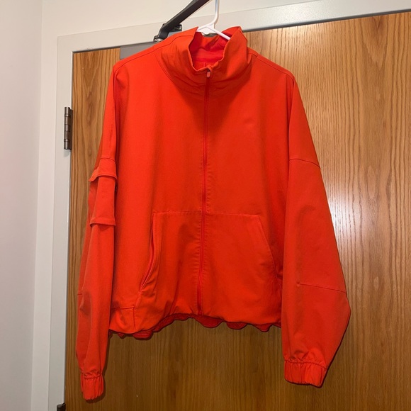 lululemon athletica Women's cinched hem jacket L/XL size - Picture 2 of 7